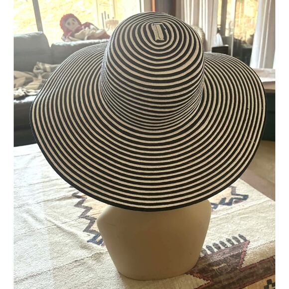 The Hats Company Filippo Catarzi Italy Black White Stripe Wide Brim Sun Hat EUC! main image 4